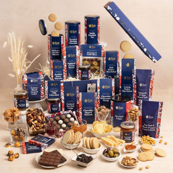 Extravagance Traditional Hamper