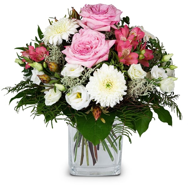 Flower bouquet 'Delicate Winter Romance'