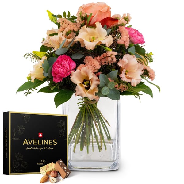 Flower bouquet Lovely with Avelines pralines from Maestrani
