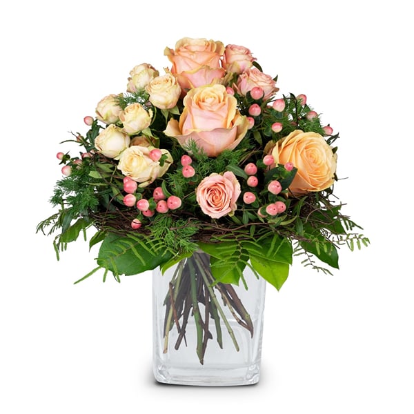Flower bouquet 'Tender Winter Roses'