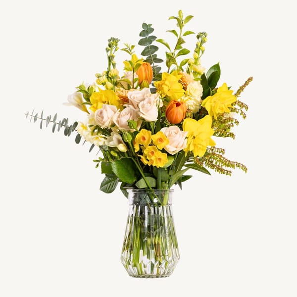Pre-Spring  Bouquet in a Vase
Standard