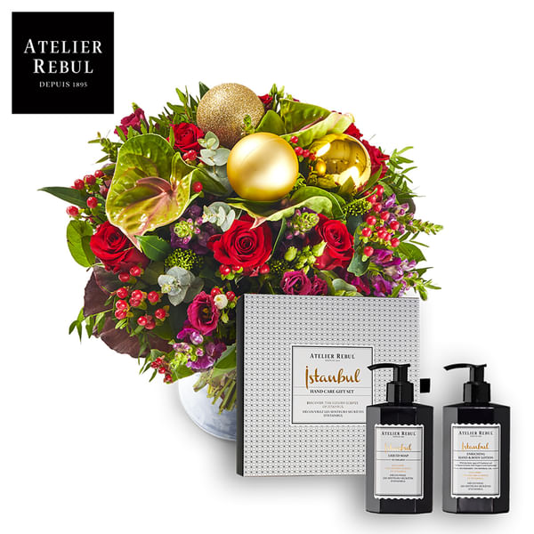 Red Christmas bouquet Atelier Rebul TM