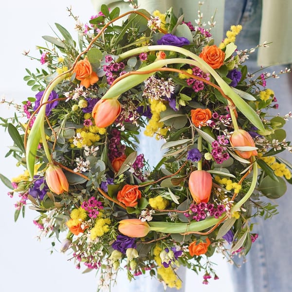 Vibrant Spring Wreath.